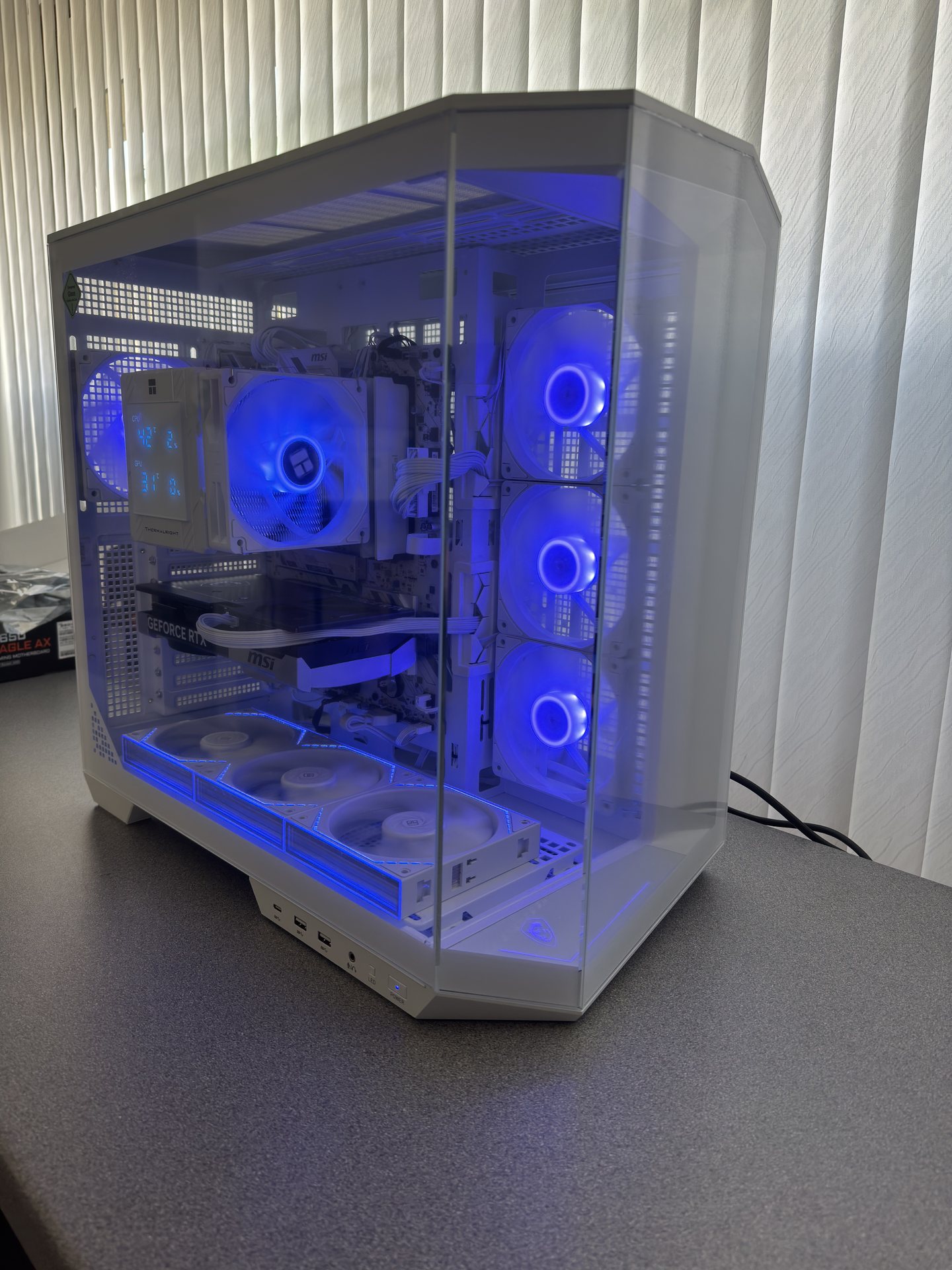 Ice Blue Showcase